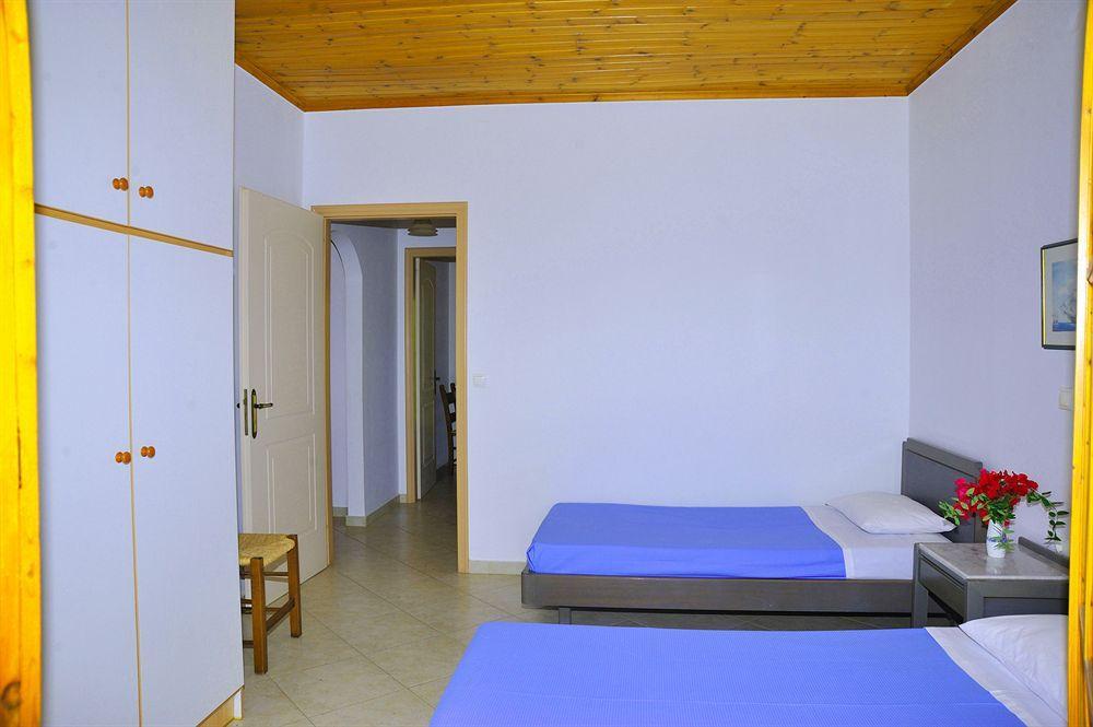 Lefkothea Villas With Large Pool, Bbq & Playground Adelianos Kampos Exterior foto