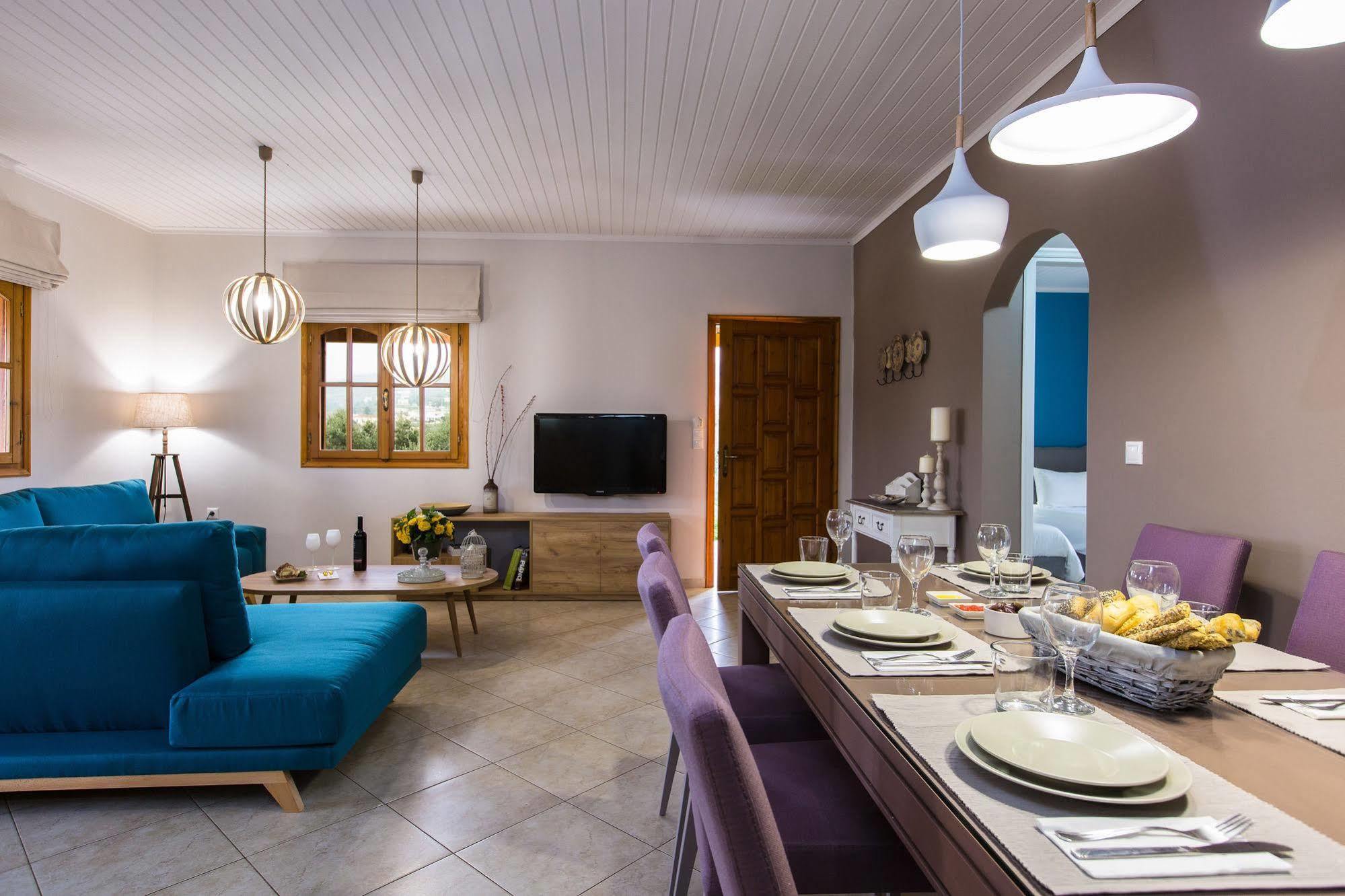 Lefkothea Villas With Large Pool, Bbq & Playground Adelianos Kampos Exterior foto